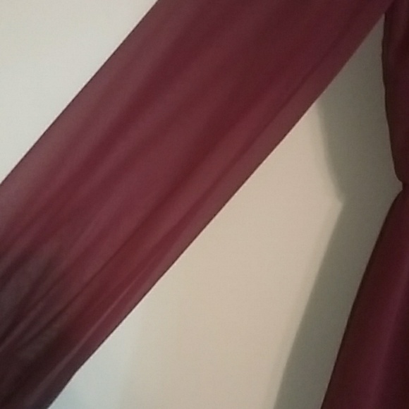 Express dress - Picture 3 of 3